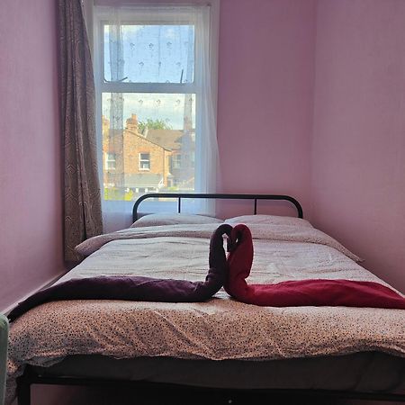 Charming Double Bed Retreat Hotel London Bagian luar foto