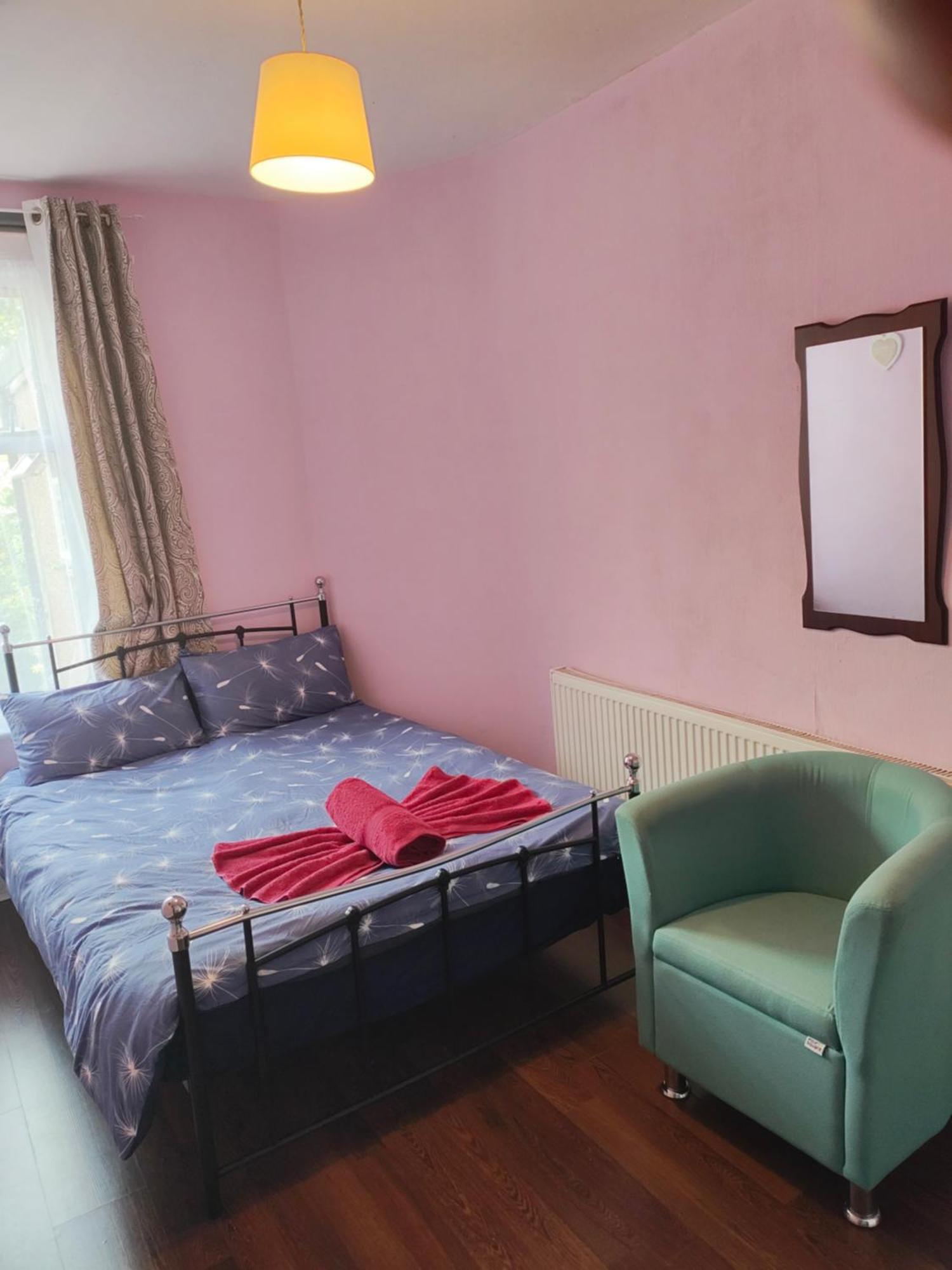 Charming Double Bed Retreat Hotel London Bagian luar foto