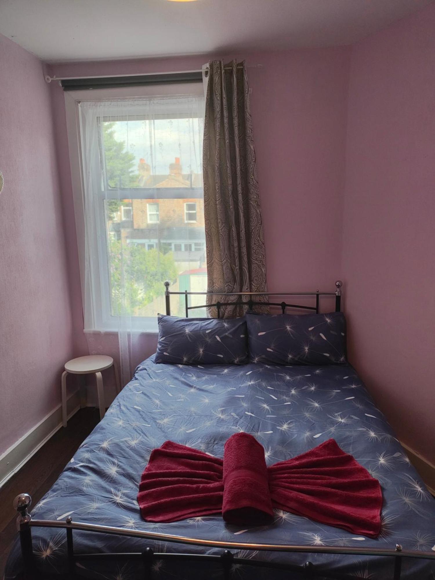 Charming Double Bed Retreat Hotel London Bagian luar foto